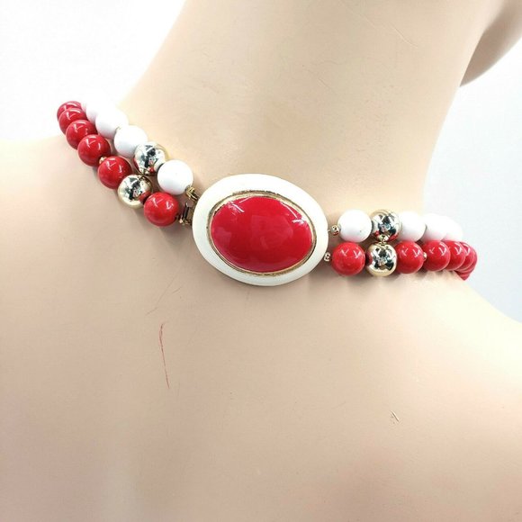 Lustrous Coral Red White Shell Pearl Necklace - Picture 5 of 8